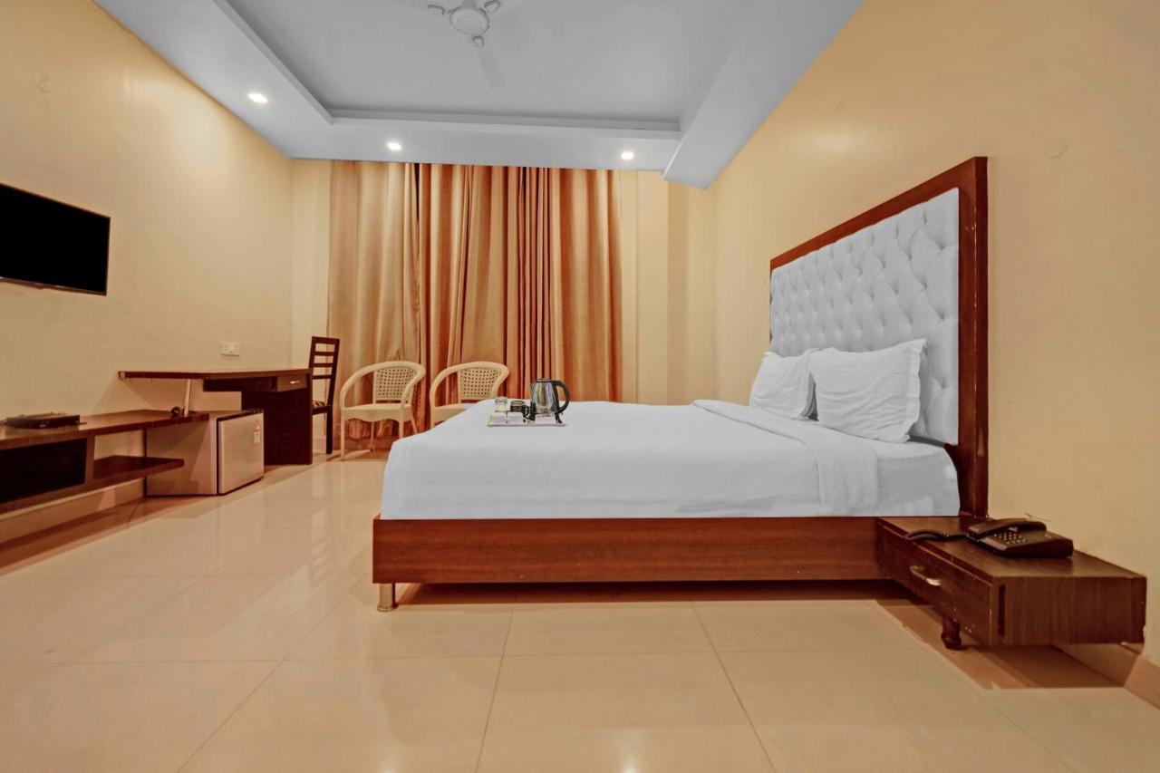 Townhouse 652 Hotel Royal Akshayam Jaipur Exteriör bild